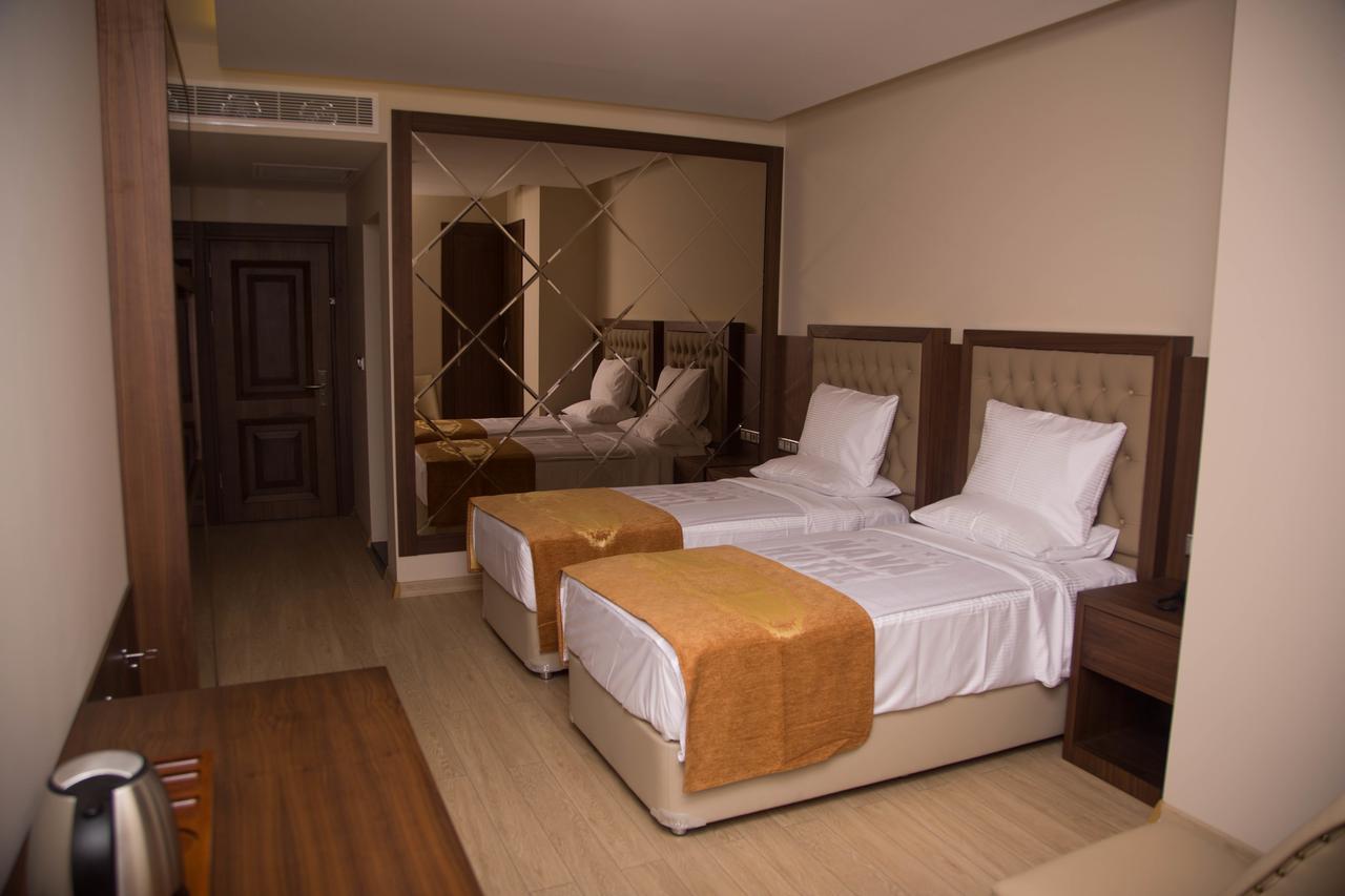 Nana Hotel Hopa Exterior photo